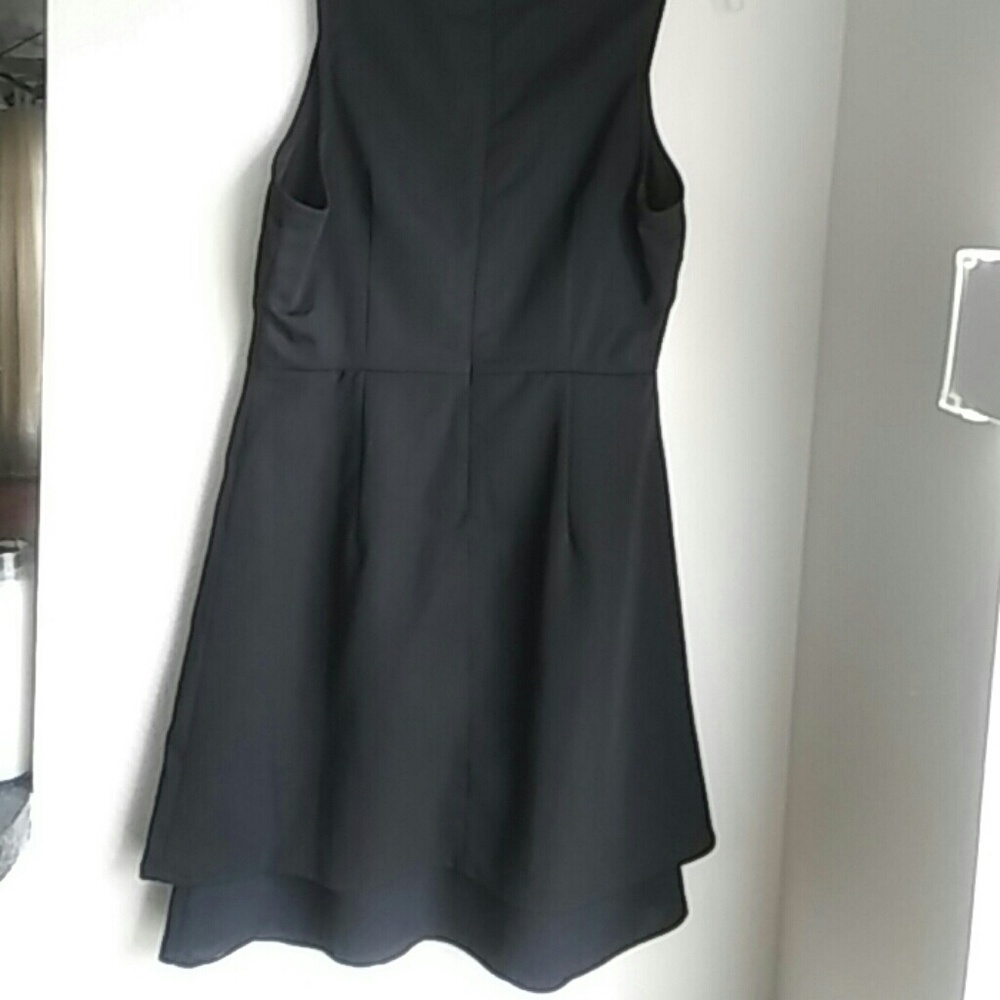 MM Couture Dress - Picture 5 of 7